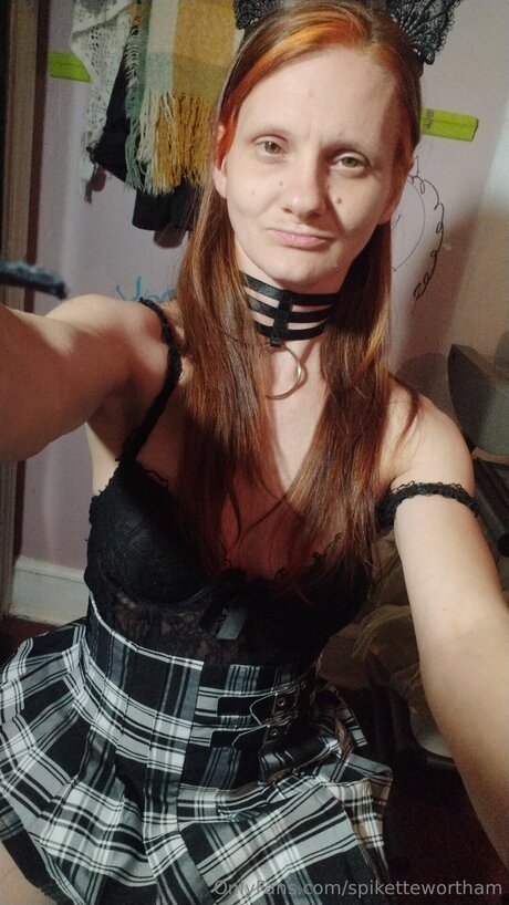Foto di nudo di fuga di OnlyFans di Spikette