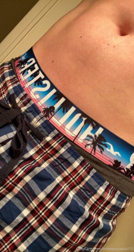 Foto di nudo di fuga di OnlyFans di Mikwasowski15