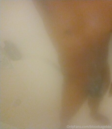Foto di nudo di fuga di OnlyFans di Bloodsagebbc