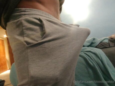 Foto di nudo di fuga di OnlyFans di Bloodsagebbc