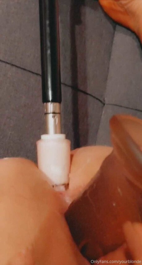 Foto di nudo di fuga di OnlyFans di Yourblonde