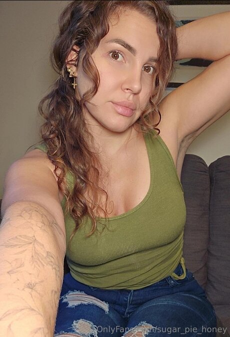 Foto di nudo di fuga di OnlyFans di Sugar Pie Honey