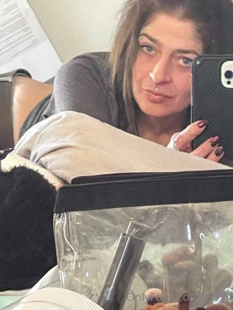 Foto di nudo di fuga di OnlyFans di Gilf74