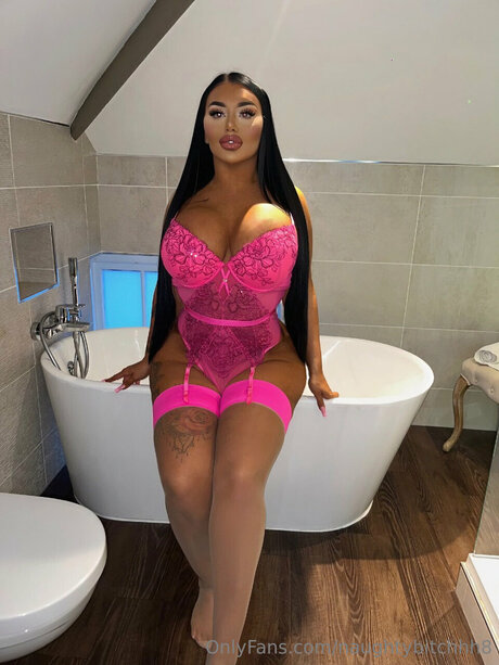 Foto di nudo di fuga di OnlyFans di Elliechloe