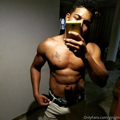 Foto di nudo di fuga di OnlyFans di Yingjm