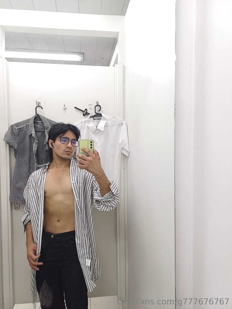 Foto di nudo di fuga di OnlyFans di G777676767