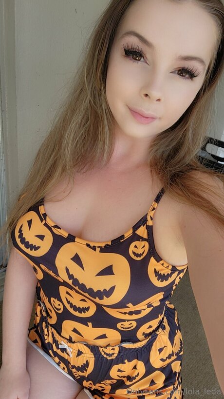 Foto di nudo di fuga di OnlyFans di Lola Leda