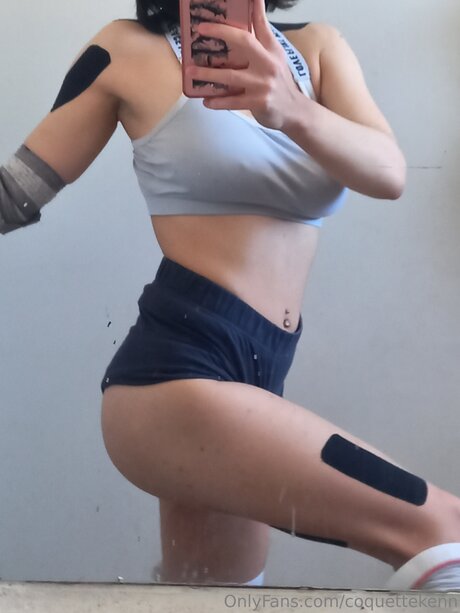 Foto di nudo di fuga di OnlyFans di Coquettekenn