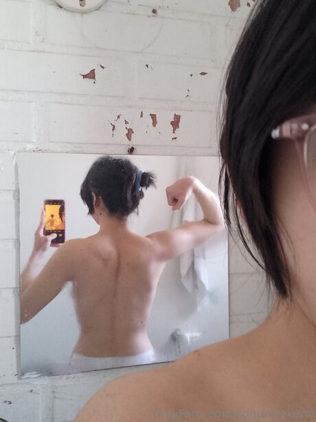 Foto di nudo di fuga di OnlyFans di Coquettekenn
