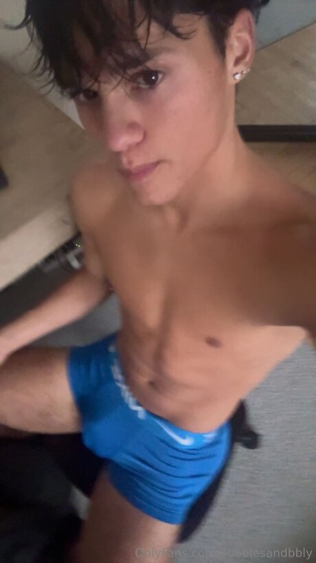 Foto di nudo di fuga di OnlyFans di Bubblesandbbly