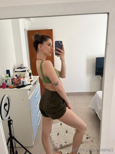 Foto di nudo di fuga di OnlyFans di Tunena1