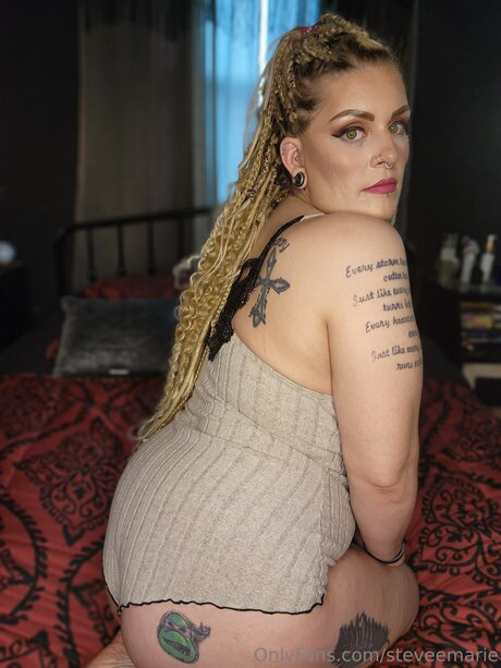 Foto di nudo di fuga di OnlyFans di Steveemarie
