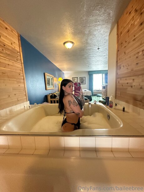 Baileebree
