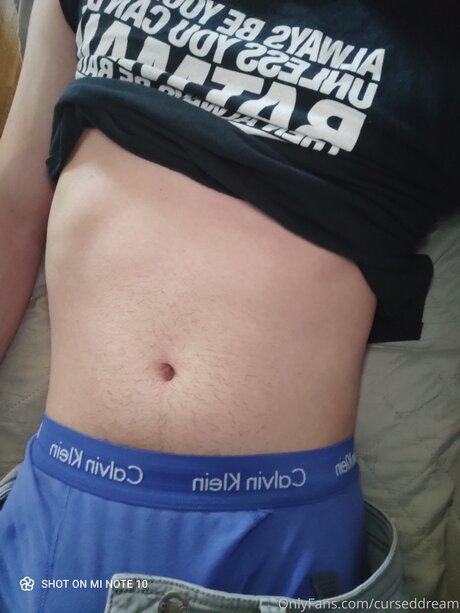 Foto di nudo di fuga di OnlyFans di Justinicholas90