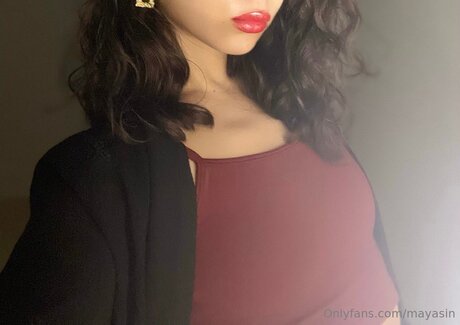 Foto di nudo di fuga di OnlyFans di Mayasin