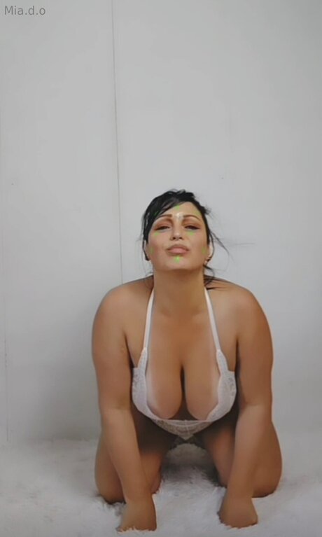 Foto di nudo di fuga di OnlyFans di Mia D O