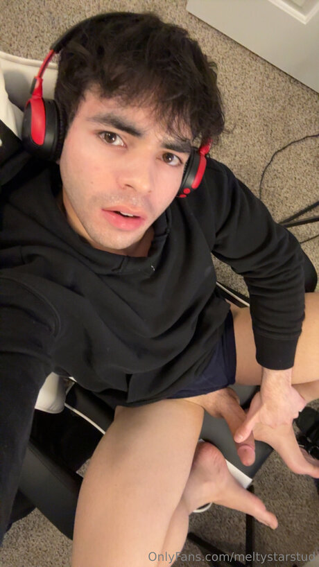 Foto di nudo di fuga di OnlyFans di Meltystarstud