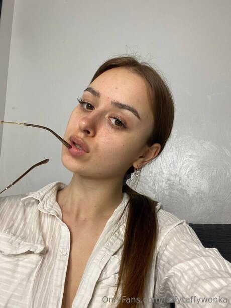 Foto di nudo di fuga di OnlyFans di Anylaffytaffywonka