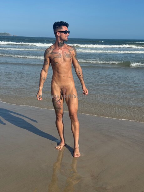 Foto di nudo di fuga di OnlyFans di Scott Barberr