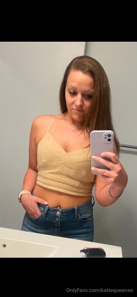 Katiequeenxo