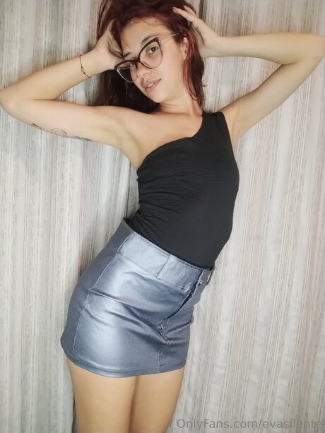 Foto di nudo di fuga di OnlyFans di Evasilente