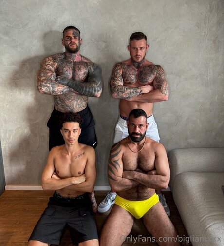 Foto di nudo di fuga di OnlyFans di Bigliamxxx