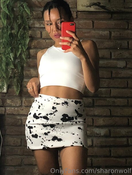 Foto di nudo di fuga di OnlyFans di Sharonwolf