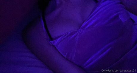 Alexissss24