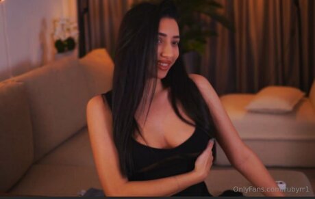 Foto di nudo di fuga di OnlyFans di Rubyrr1