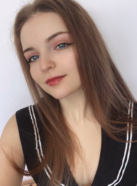 Foto di nudo di fuga di OnlyFans di Magicalevelynn