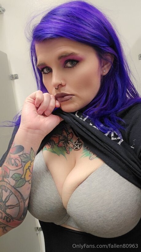 Foto di nudo di fuga di OnlyFans di Fallen80963