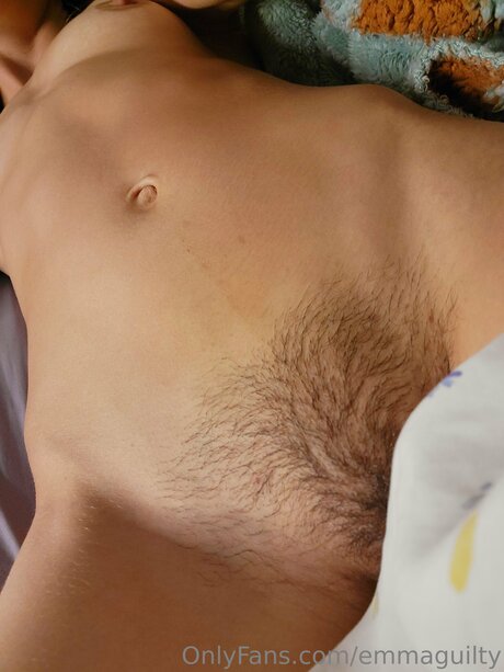 Foto di nudo di fuga di OnlyFans di Emmaguilty