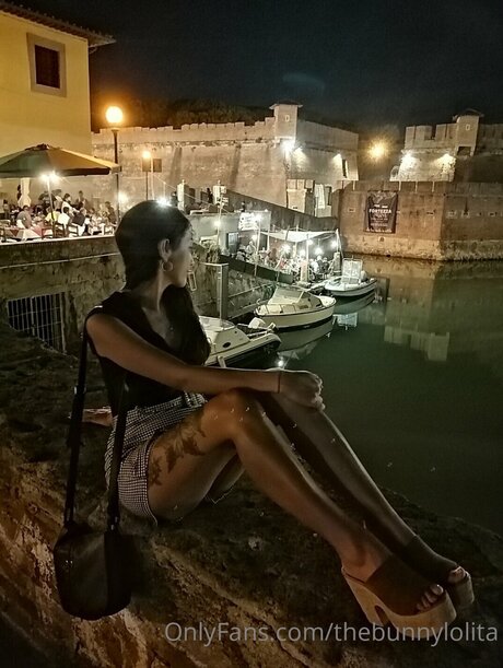 Sexybunnylola