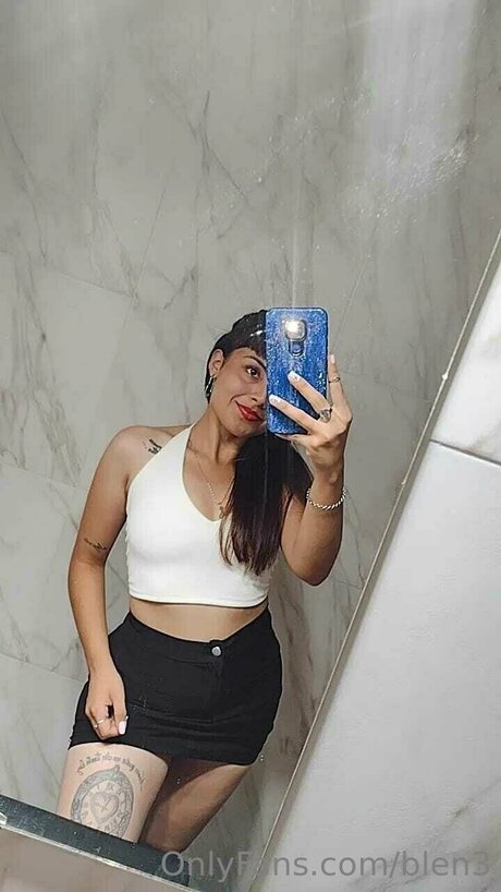 Foto di nudo di fuga di OnlyFans di Blen3