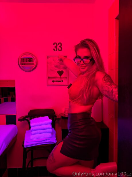 Foto di nudo di fuga di OnlyFans di Only100cz
