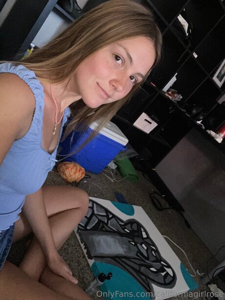 Foto di nudo di fuga di OnlyFans di Californiagirlrose