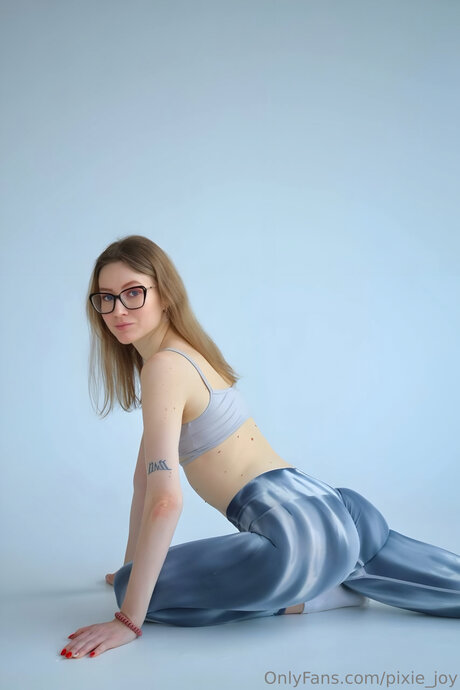 Foto di nudo di fuga di OnlyFans di Pixie Joy