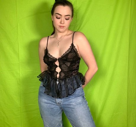 Foto di nudo di fuga di OnlyFans di Tori Eaglestone