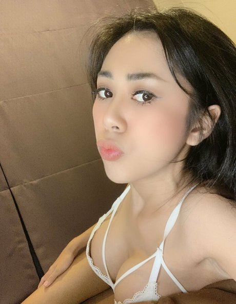 Foto di nudo di fuga di OnlyFans di Prettyliu