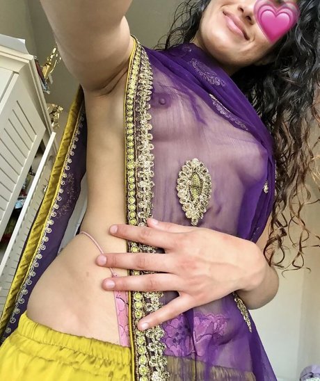 Foto di nudo di fuga di OnlyFans di Farysht