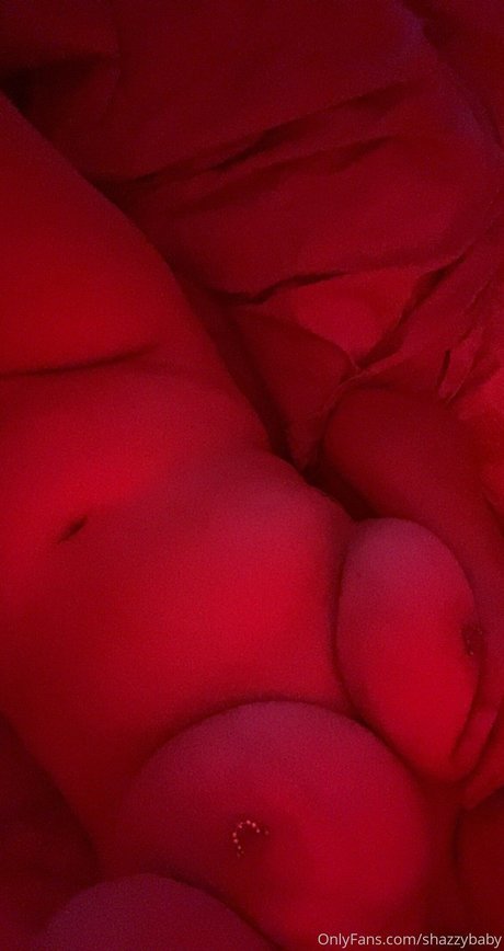 Foto di nudo di fuga di OnlyFans di Shazzybaby