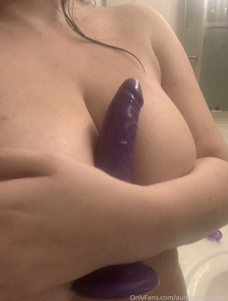 Foto di nudo di fuga di OnlyFans di Audrey