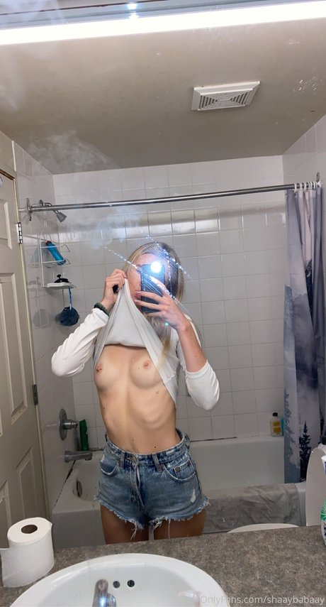 Foto di nudo di fuga di OnlyFans di Shaaybabaay