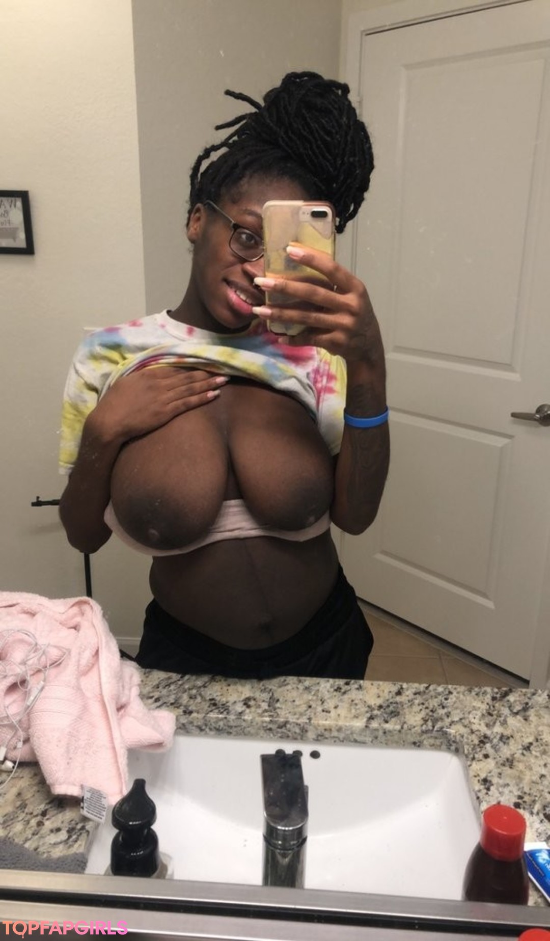 Foto di nudo di fuga di OnlyFans di Barbie Bugatti #1051