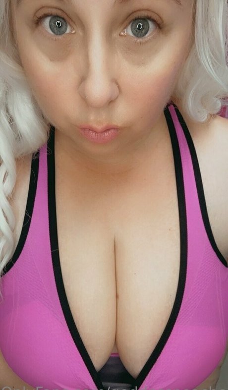 Goddess Peaches