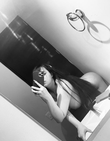 Foto di nudo di fuga di OnlyFans di Alisoncraft