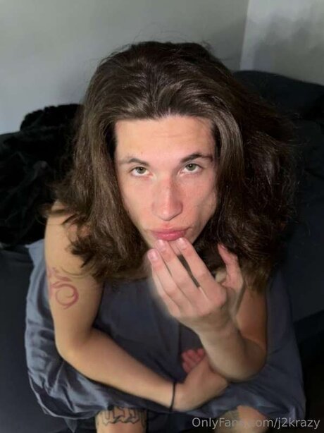 Foto di nudo di fuga di OnlyFans di J2krazy