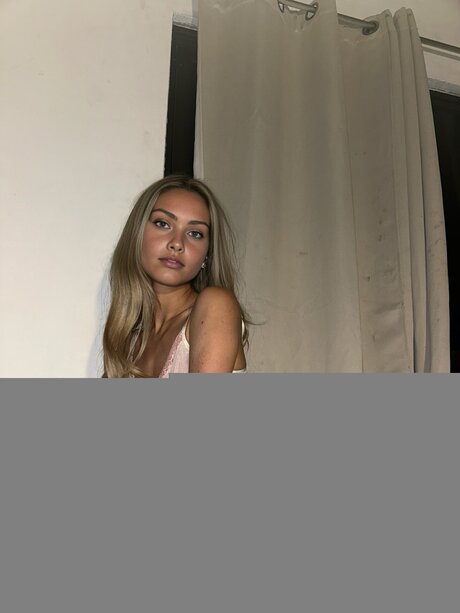Foto di nudo di fuga di OnlyFans di Moreofmila