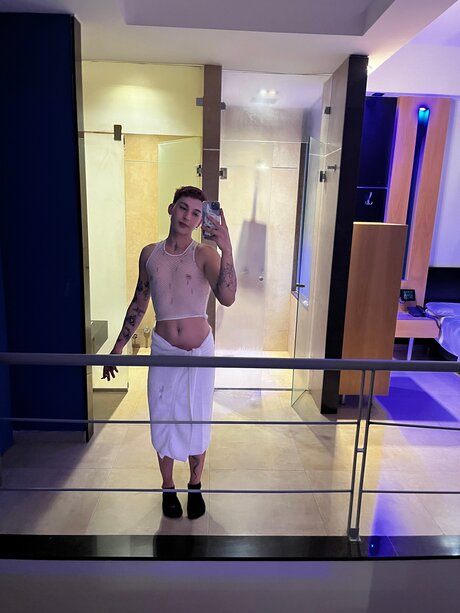 Foto di nudo di fuga di OnlyFans di Nickifem09