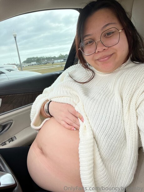 Foto di nudo di fuga di OnlyFans di Bouncybaobaby